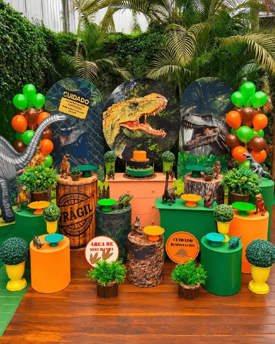 Decoração infantil tema dinossauros